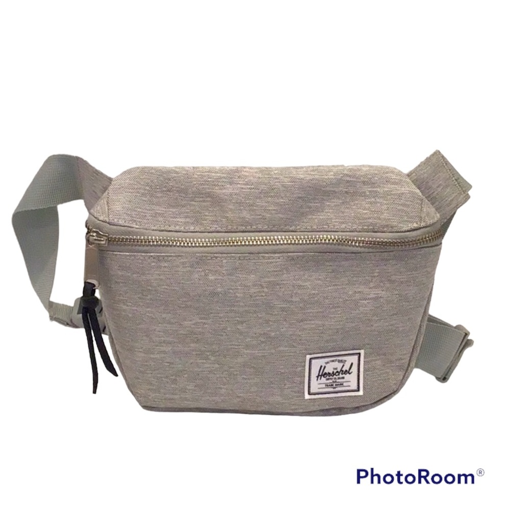 🚨🚨 Herschel Fanny Pack - NWOT